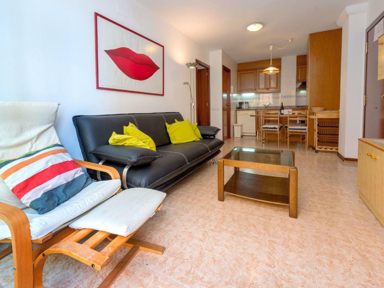 Apartment Primer De Maig By Interhome Sitges Luaran gambar
